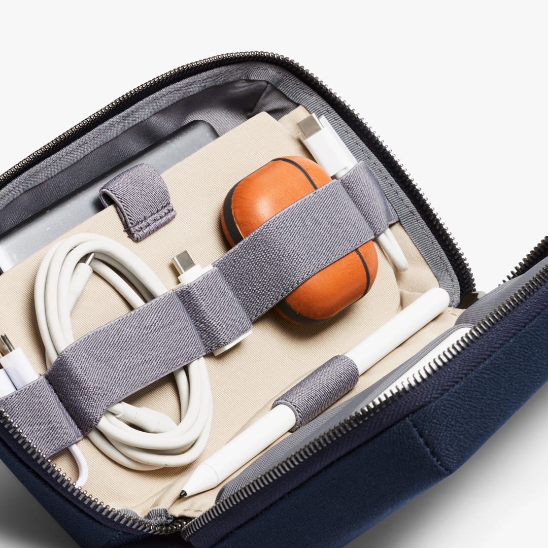 Bellroy Tech Kit